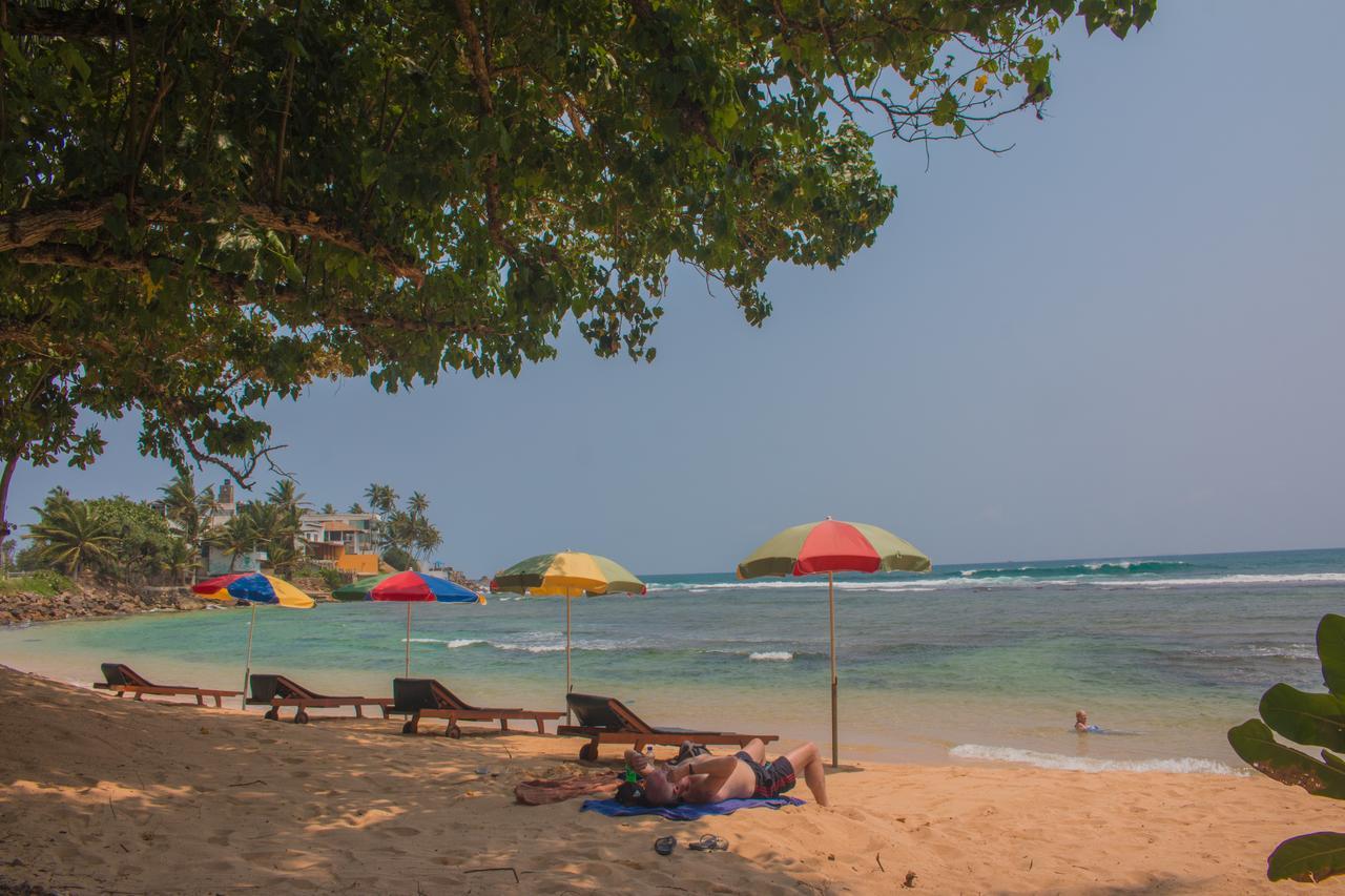 Sanmira Renaissance Hotel Unawatuna Buitenkant foto